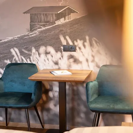 Hotel Garni Platzer Zell am Ziller