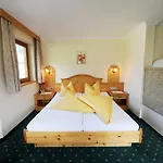 Garni Platzer Hotel 3*
