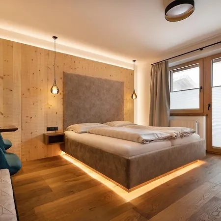 Hotel Garni Platzer 3*