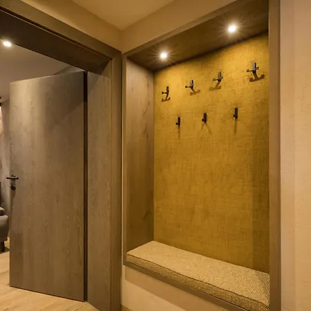 Garni Platzer 3* 젤암질러